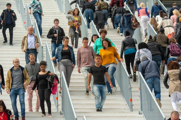 Panneau solaire photovoltaïque : avants=ges et innovations clés